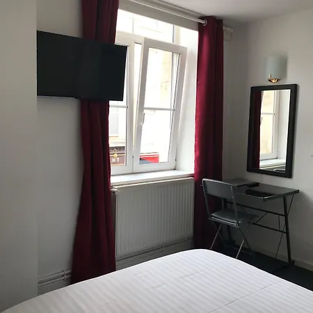 מלון La Basilique Épinal