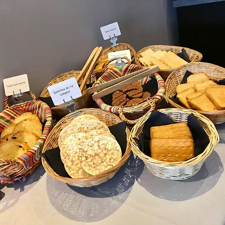 מלון La Basilique Épinal