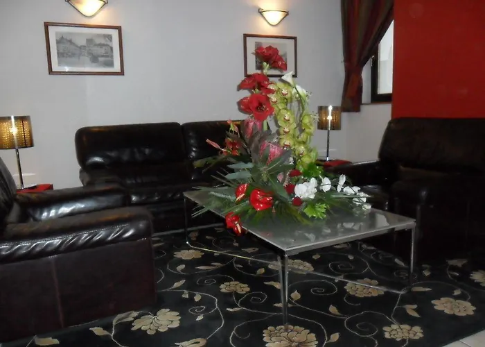 Hotel La Basilique 2*