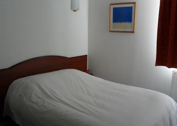 Hotel La Basilique 2*