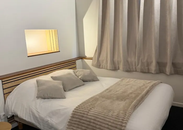 Hotel La Basilique 2*